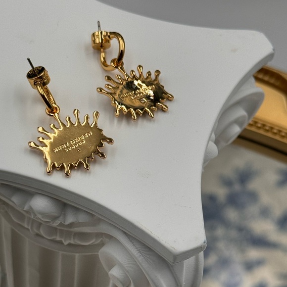 🆕 KURT GEIGER LONDON 🧿 NWOT Evil Eye Huggie Earrings - Picture 12 of 16